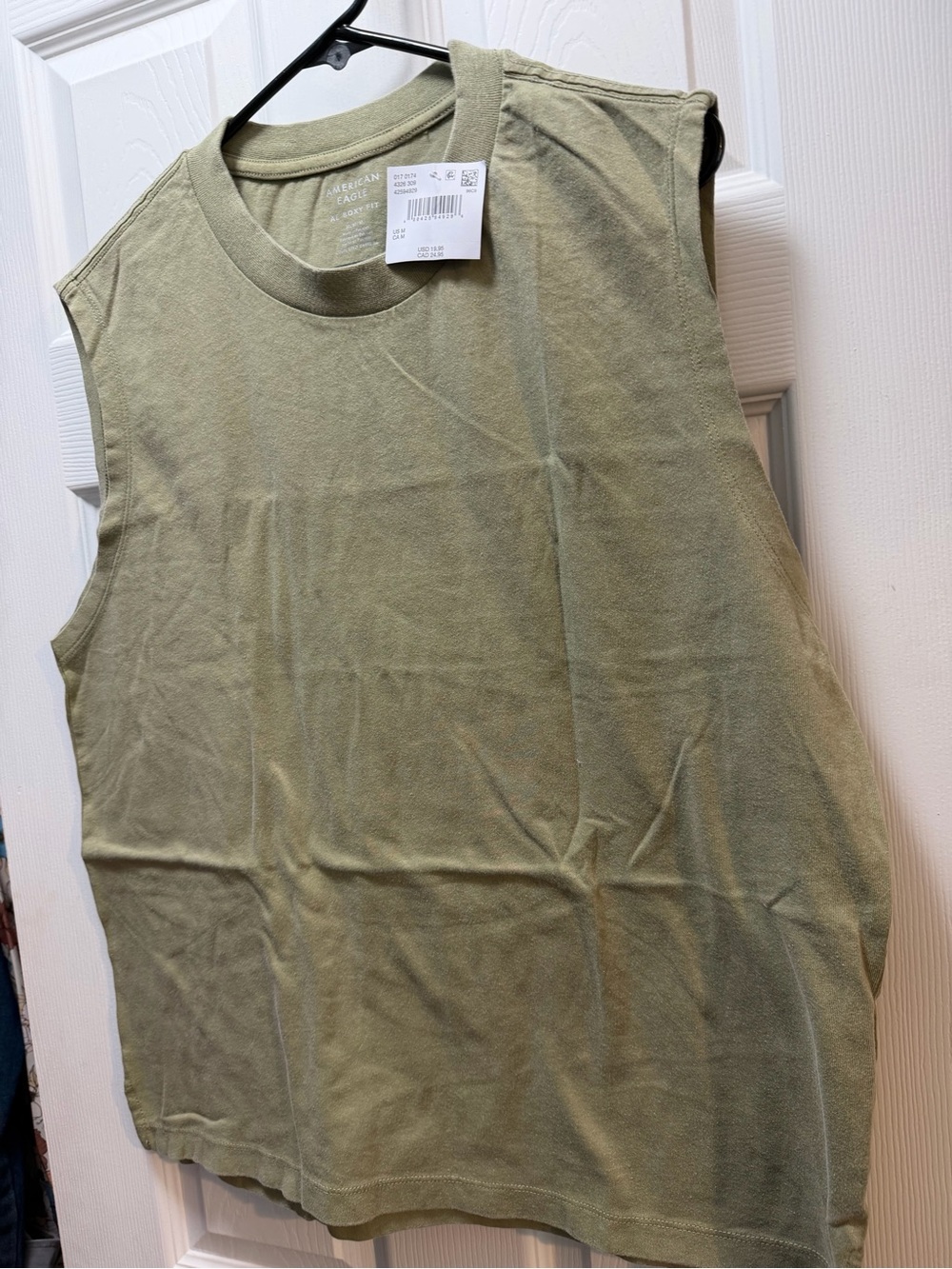 American Eagle Outfitters Olive Sleeveless Muscle Tee